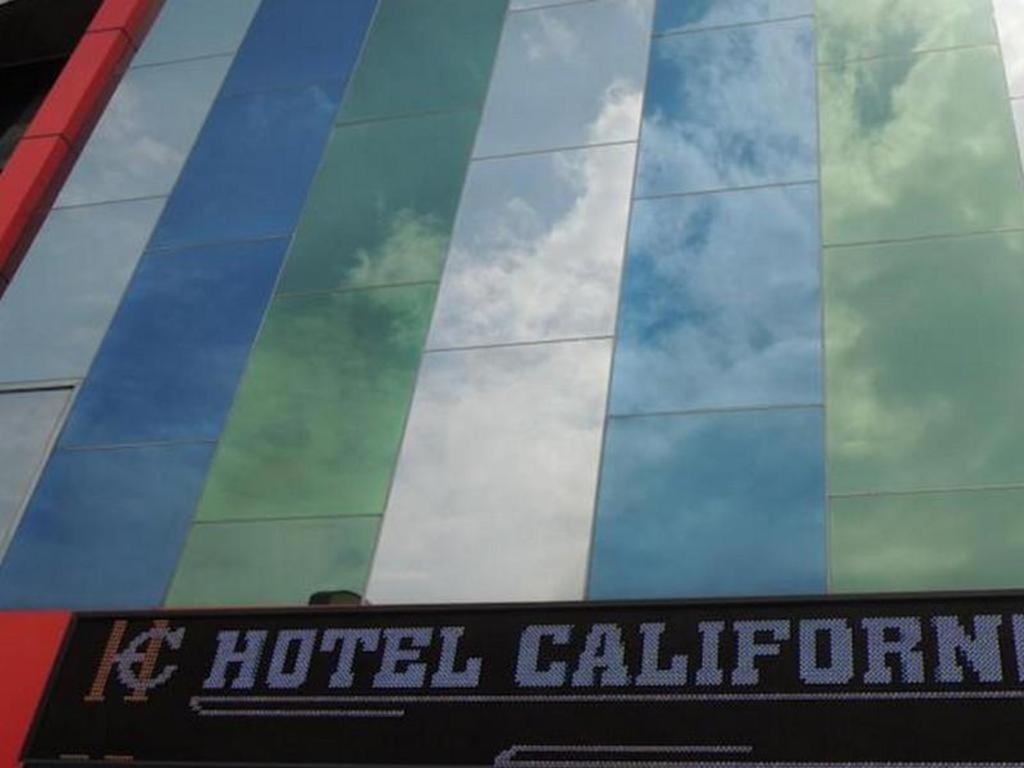 California Hotel Jakarta Exteriér fotografie