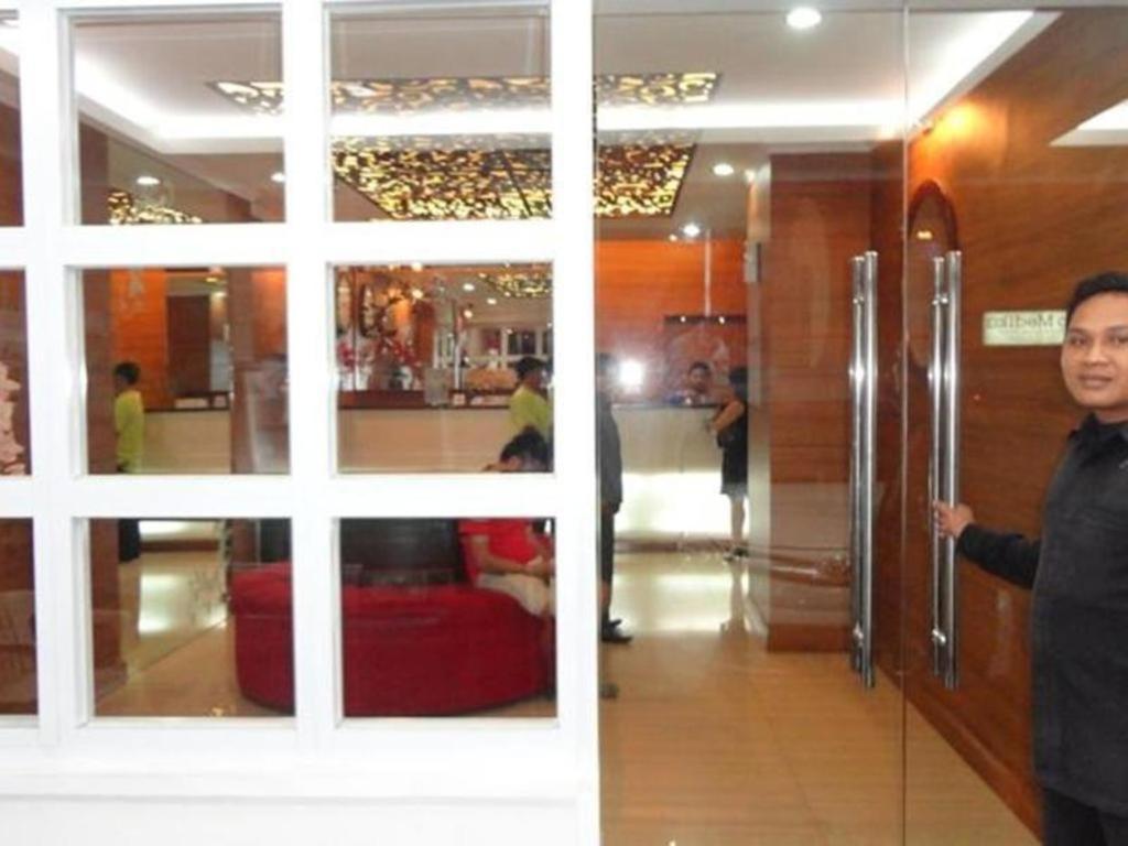 California Hotel Jakarta Exteriér fotografie